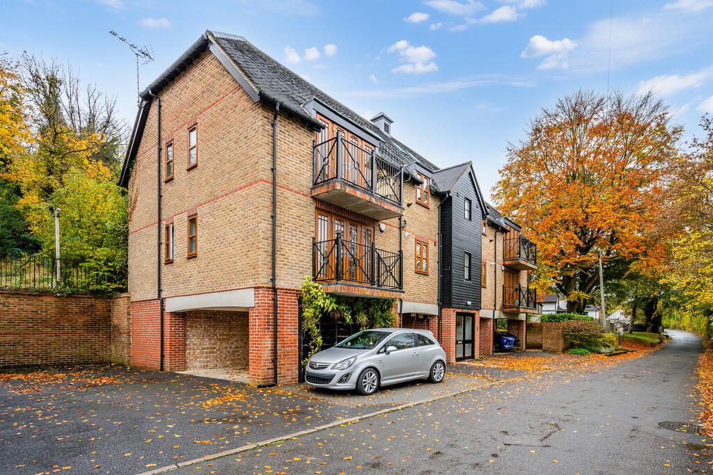 Main image of property: Flat 3, Tepestede Court