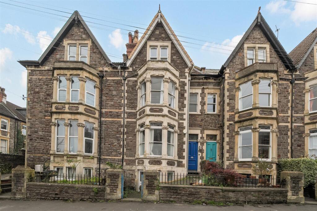 Main image of property: Manor Park, Bristol