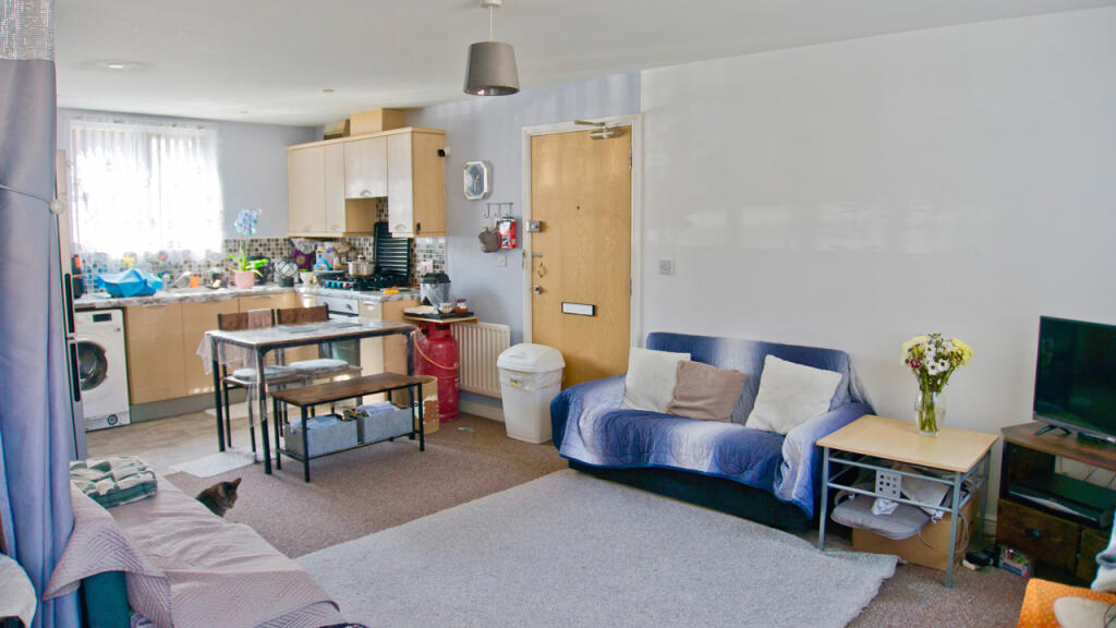 Main image of property: Sockburn Close, Hamilton, Leicester, LE5