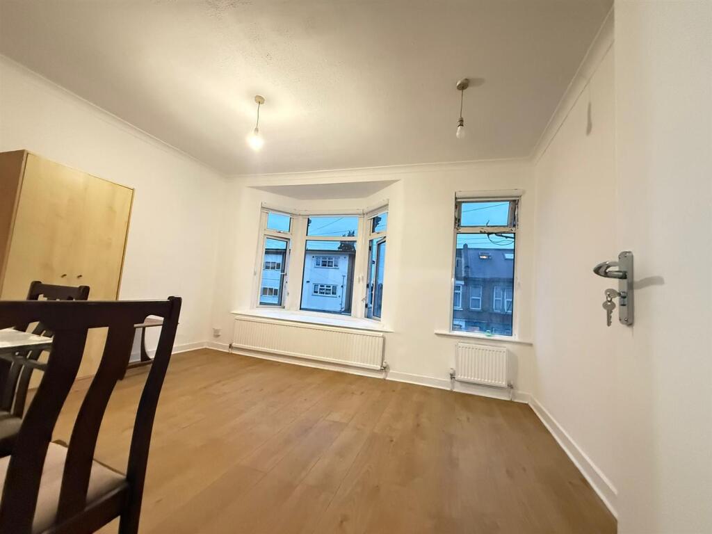 Main image of property: Salcombe Road, London