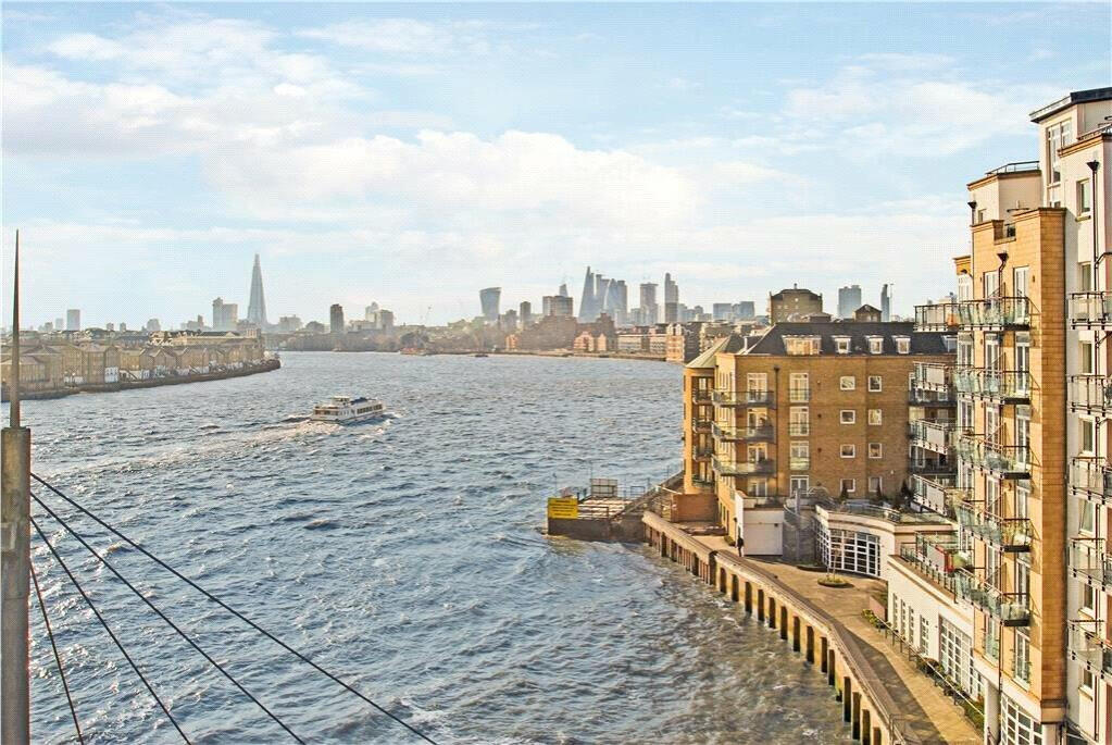 Main image of property: Dundee Wharf, Limehouse, E14
