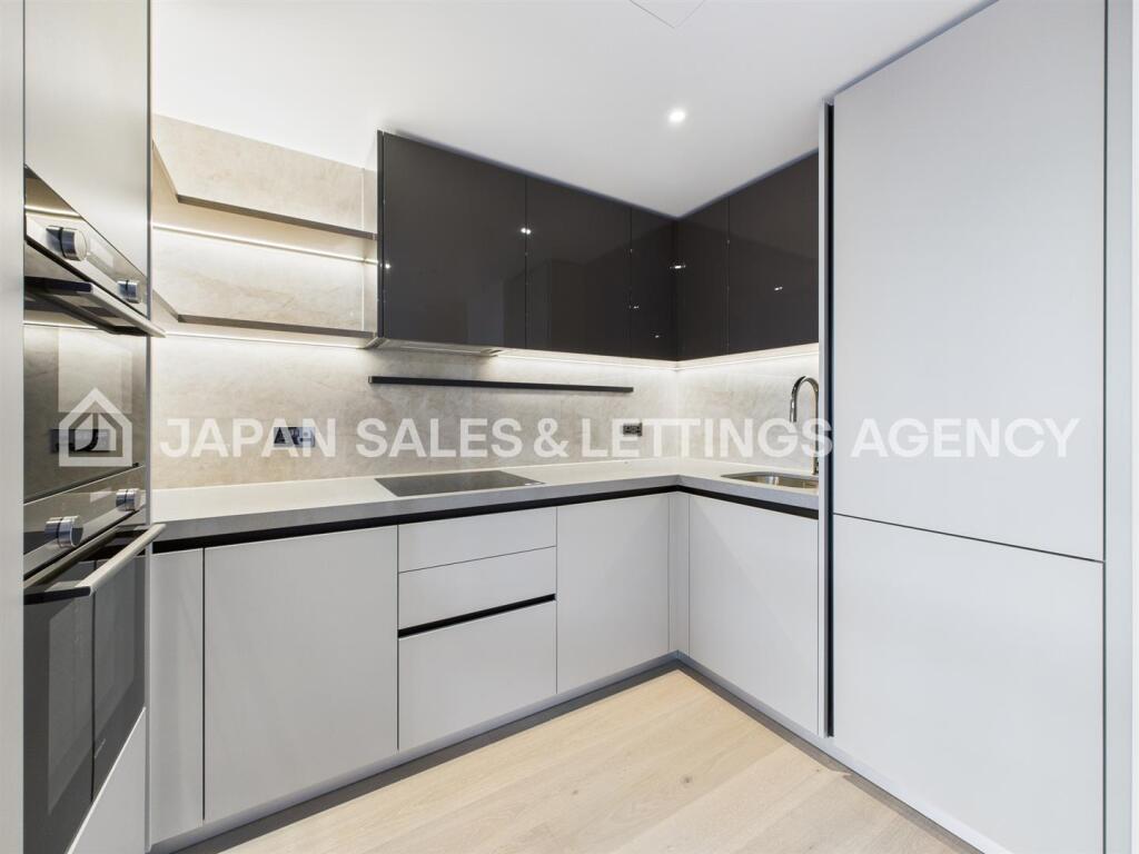 Main image of property: Westmont Apartments, Fountain Park Way