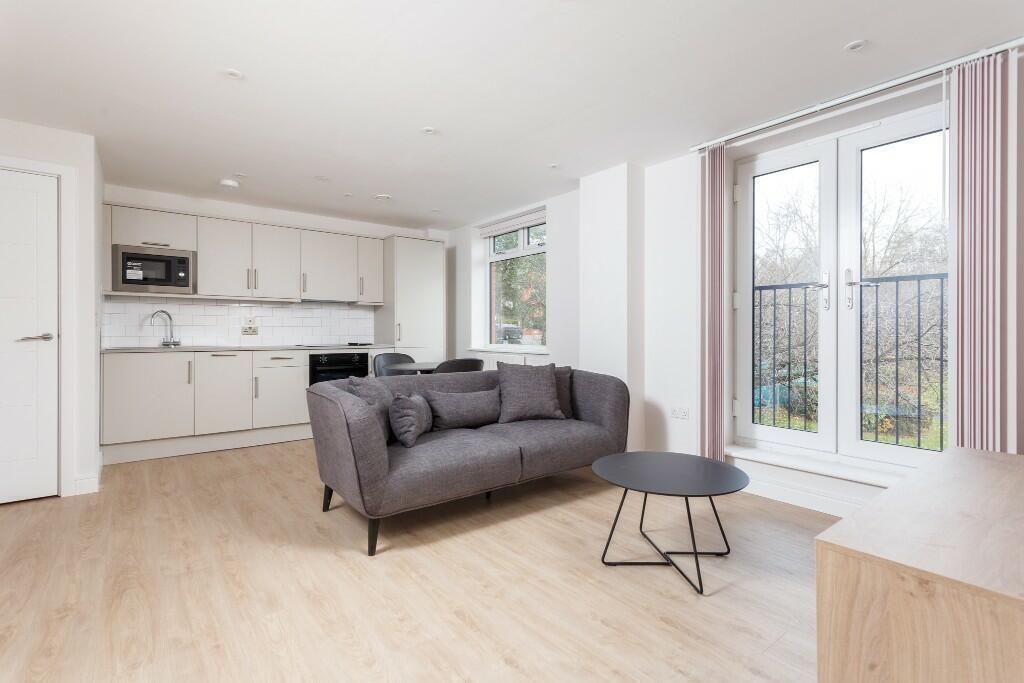 Main image of property: Victoria Road, Leeds, LS6 1PF