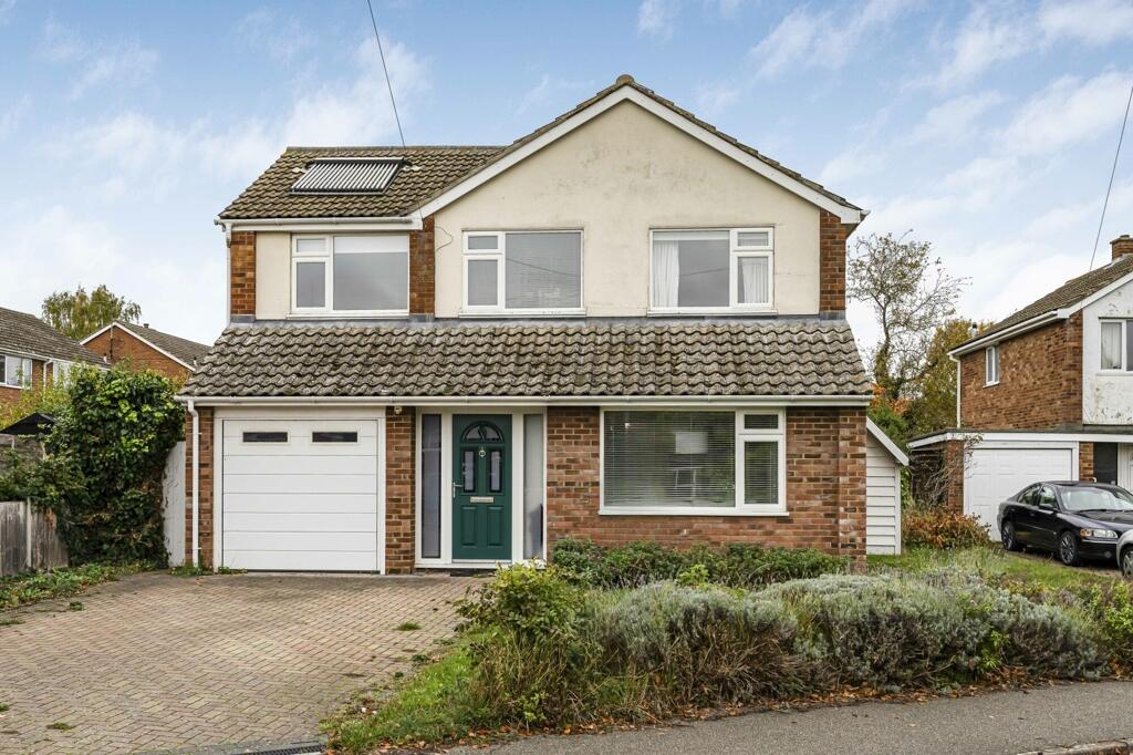 Main image of property: 51 Harbour Avenue, Comberton, Cambridge, Cambridgeshire, CB23 7DD