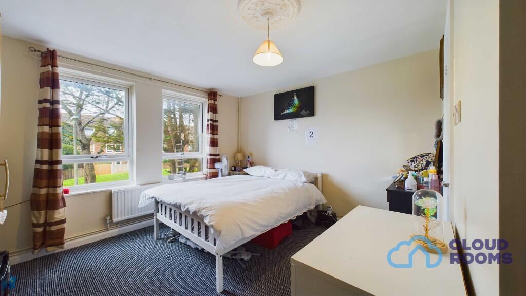 Main image of property: Shrewton Road, London, SW17