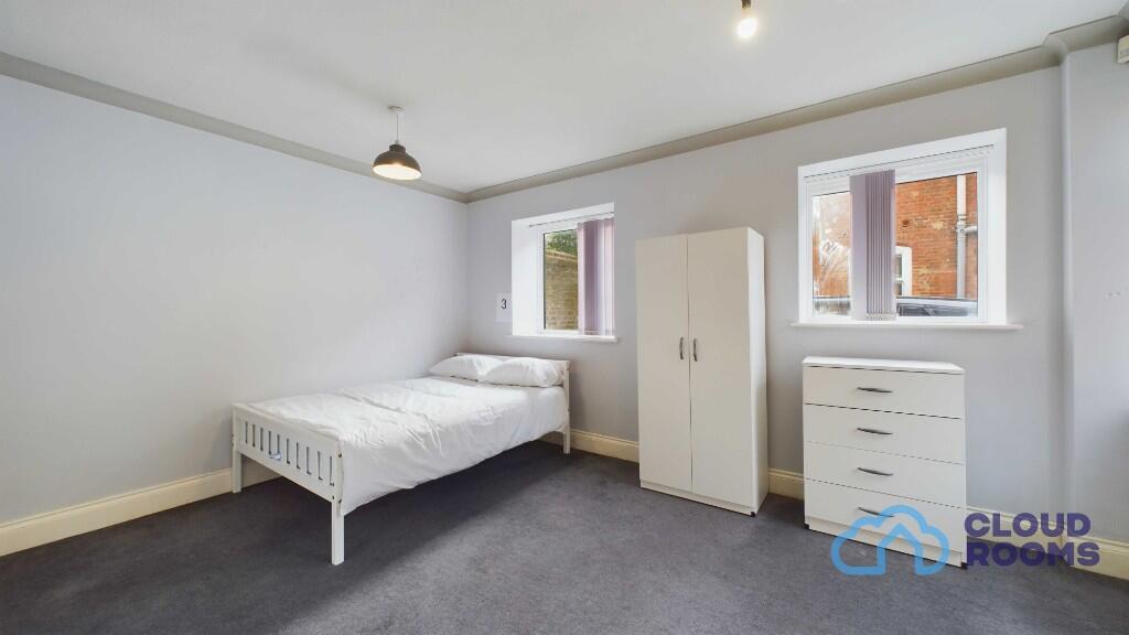 Main image of property: Sterling Buildings, Carfax, Horsham, West Sussex, RH12