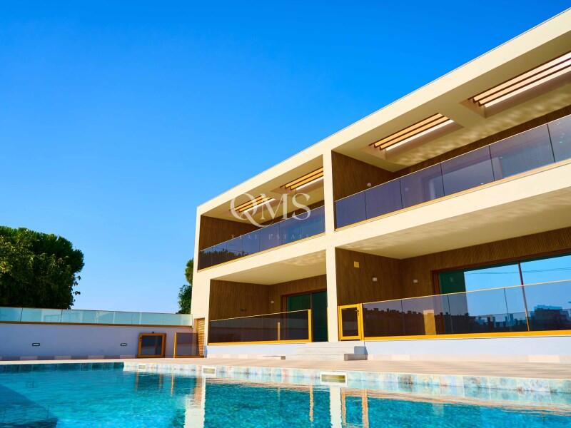 Main image of property: Algarve, Quarteira