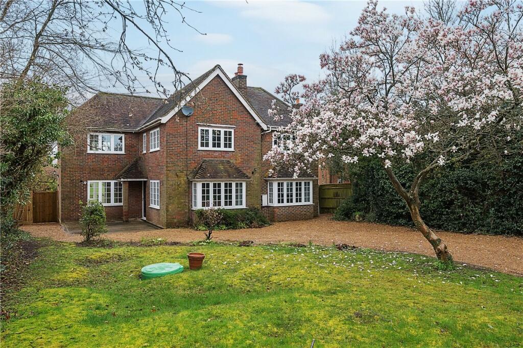 Main image of property: Ballinger Road, South Heath, Great Missenden, HP16