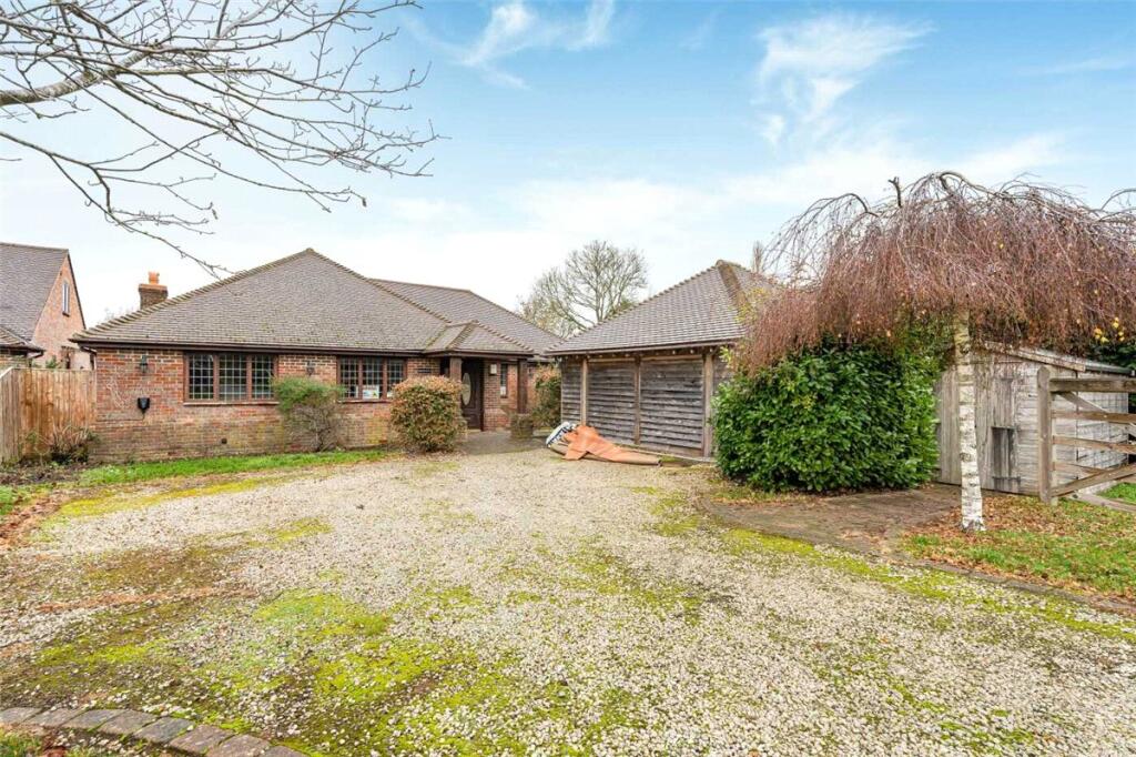 Main image of property: Nash Lee Lane, Wendover, Aylesbury, HP22