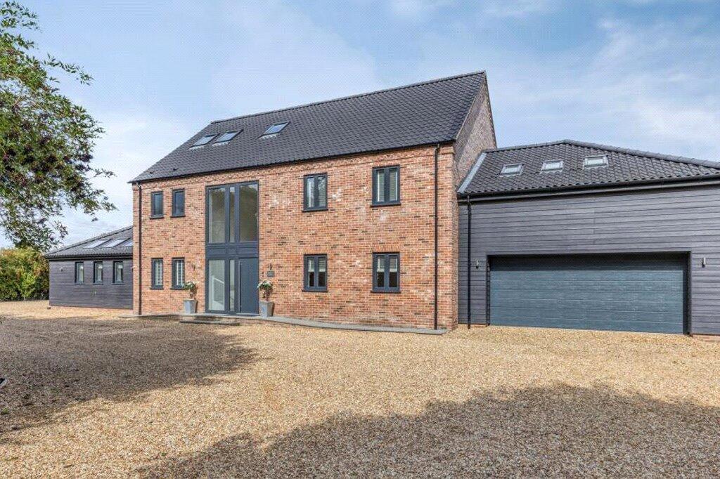 Main image of property: Epping Road, Roydon, CM19