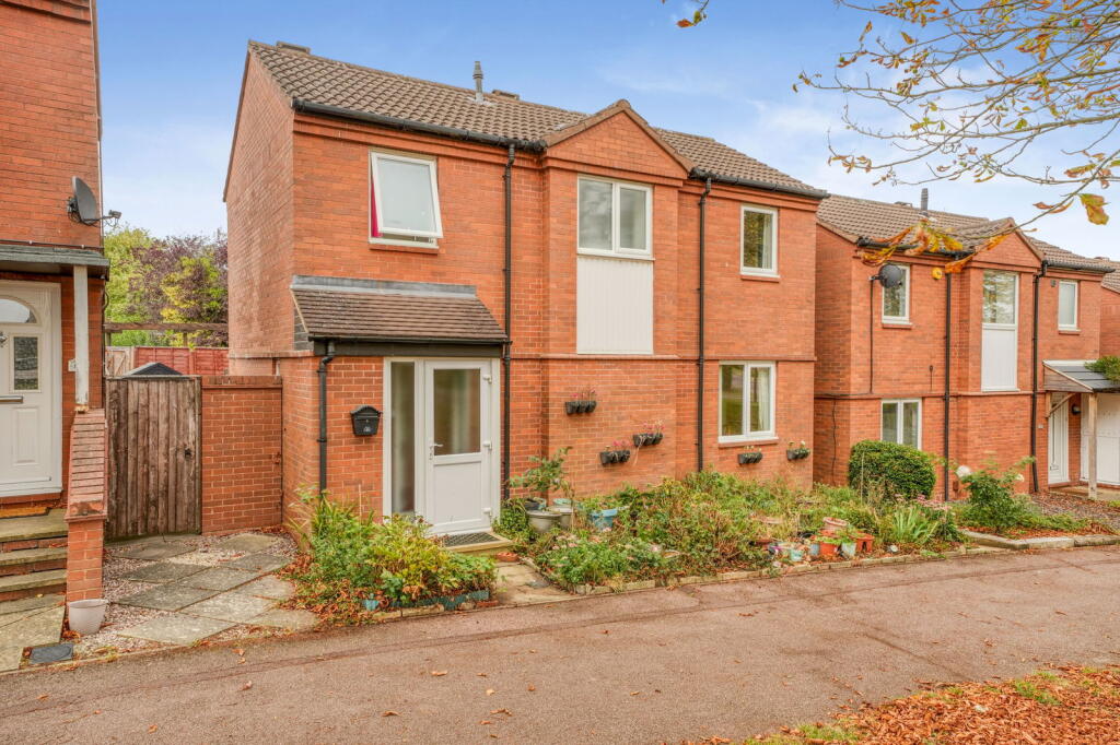 Main image of property: Kensington Drive, Great Holm, Milton Keynes, MK8 9BP