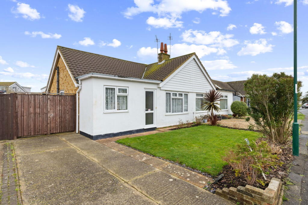 Main image of property: Abbottsbury, Bognor Regis, PO21 4RT