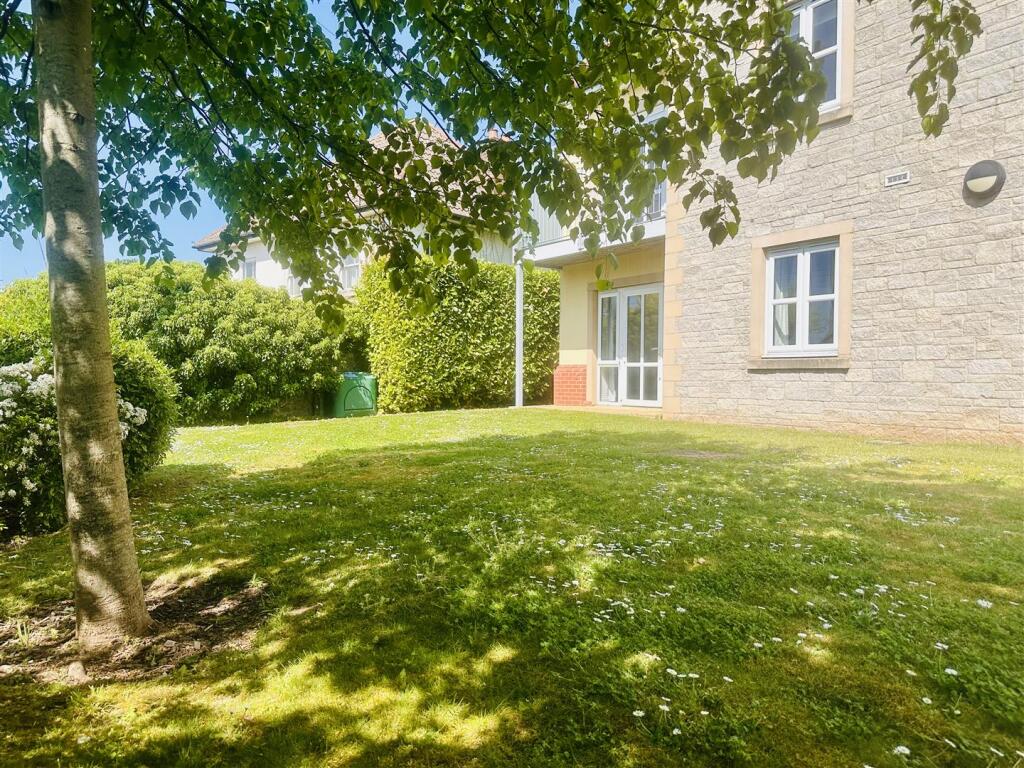 Main image of property: Tweentown, Cheddar