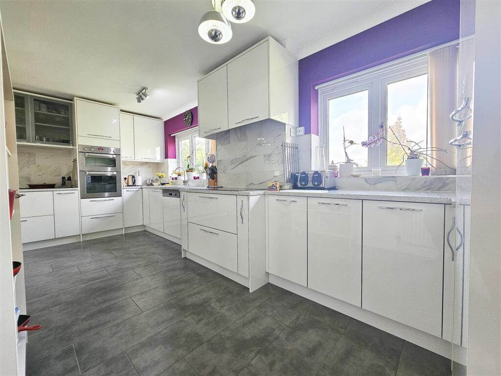 Additional image 9 of Henton, Wells