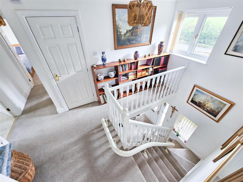 Additional image 18 of Henton, Wells