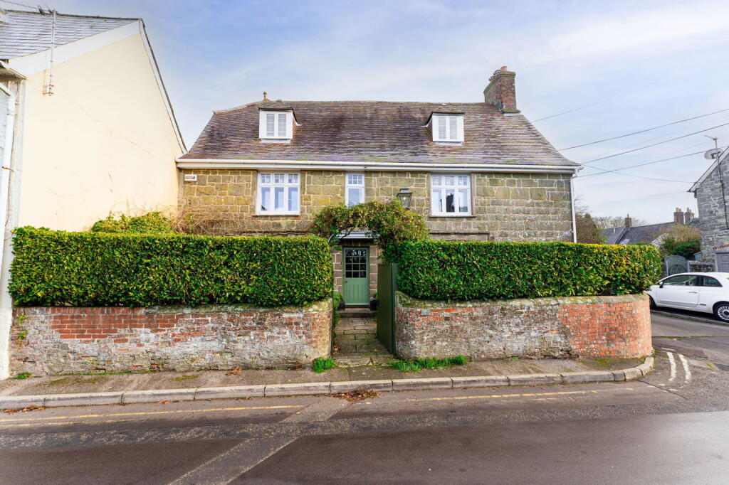 Main image of property: Parsons Pool, Shaftesbury, SP7
