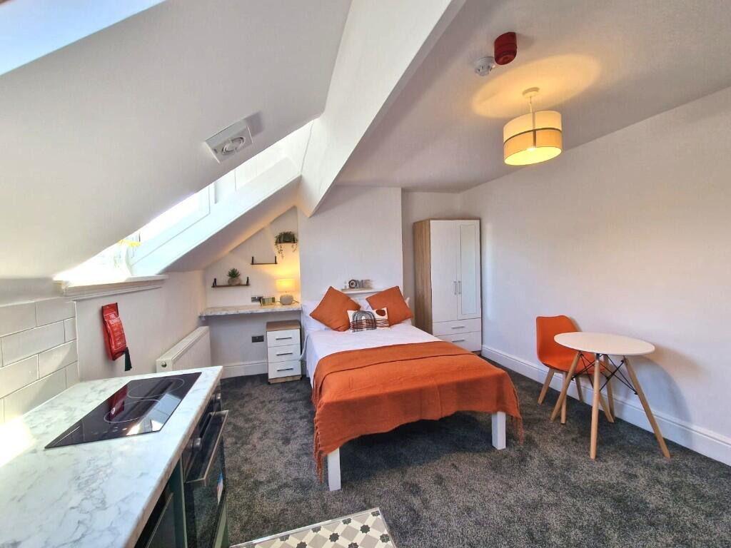 Main image of property: Gillott Road, Birmingham, B16