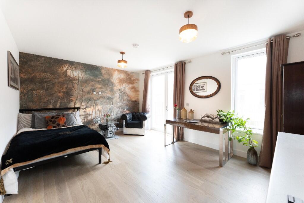 Main image of property: Aston Terrace, Cambridge, Cambridgeshire, CB3