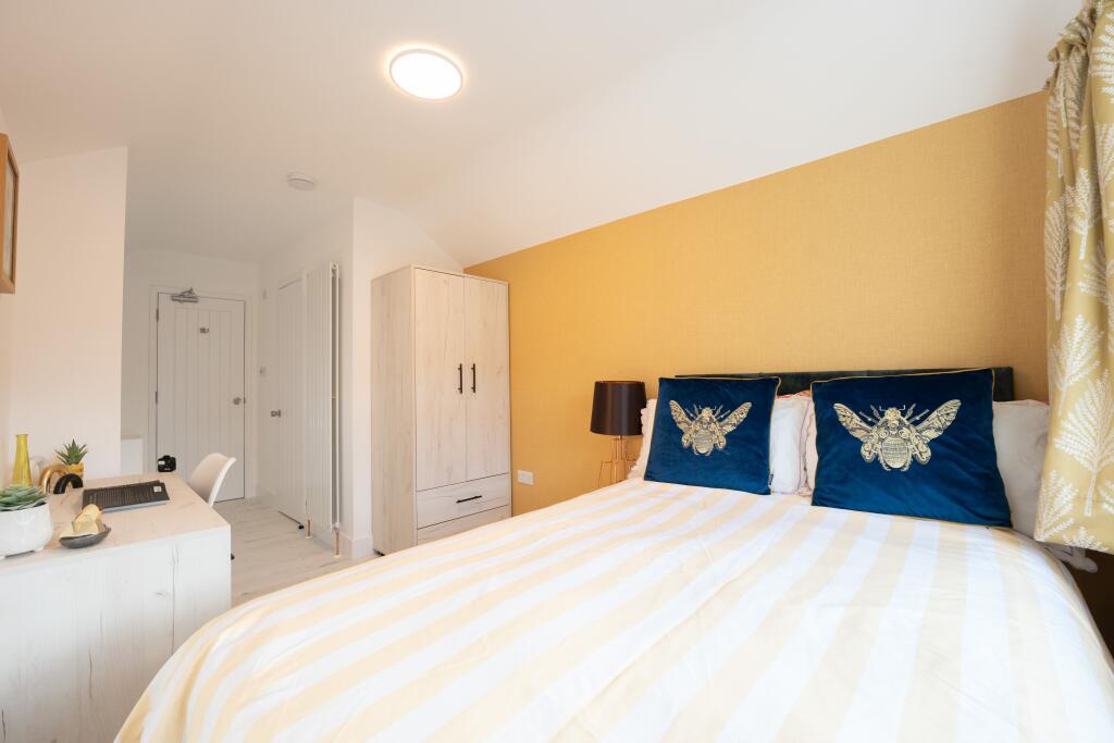 Main image of property: Cheney Way, Cambridge, Cambridgeshire, CB4