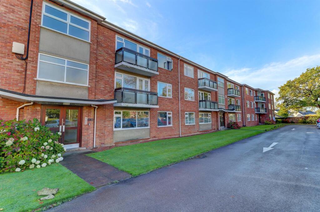 Main image of property: Warwick Place, Leamington Spa