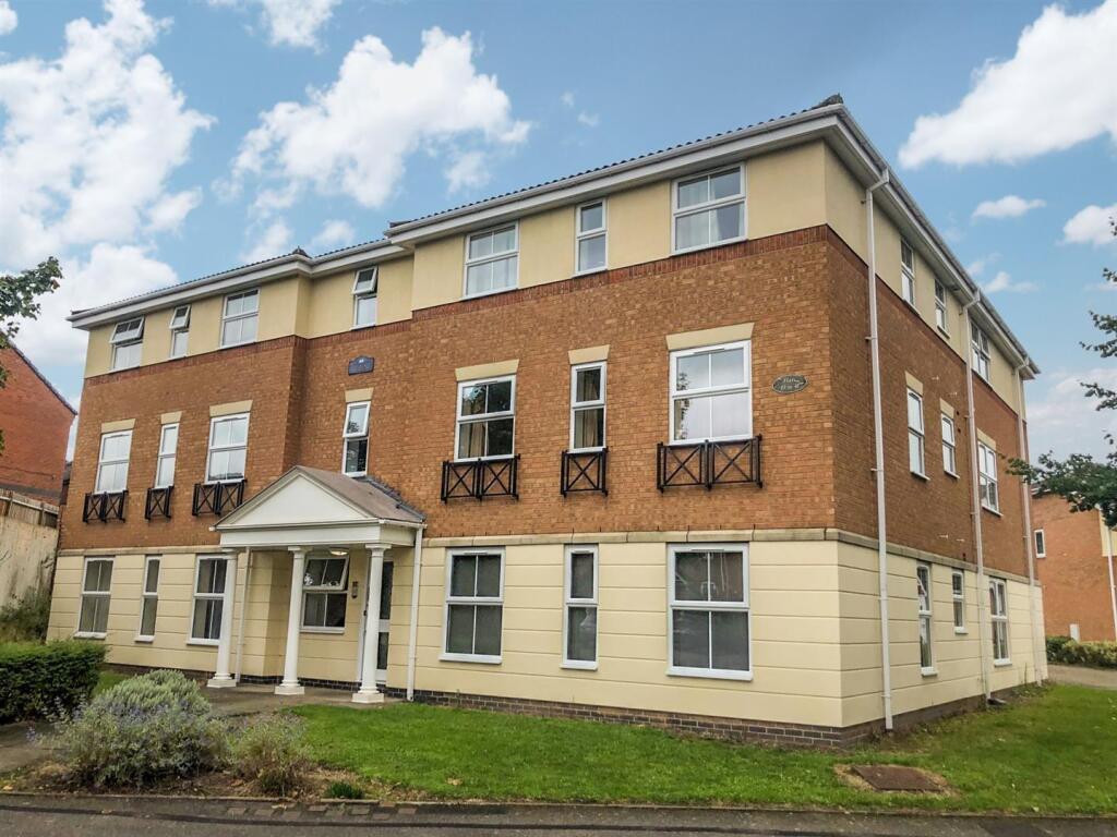 Main image of property: Drapers Fields, Canal Basin, Coventry, CV1 4RA