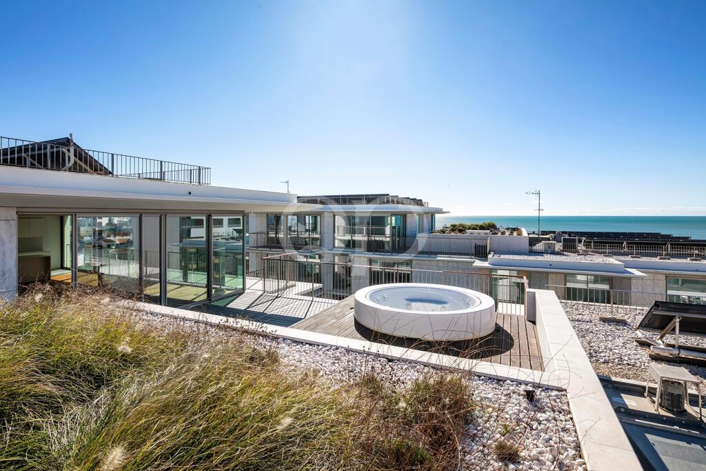 Main image of property: Algarve, Armação de Pera