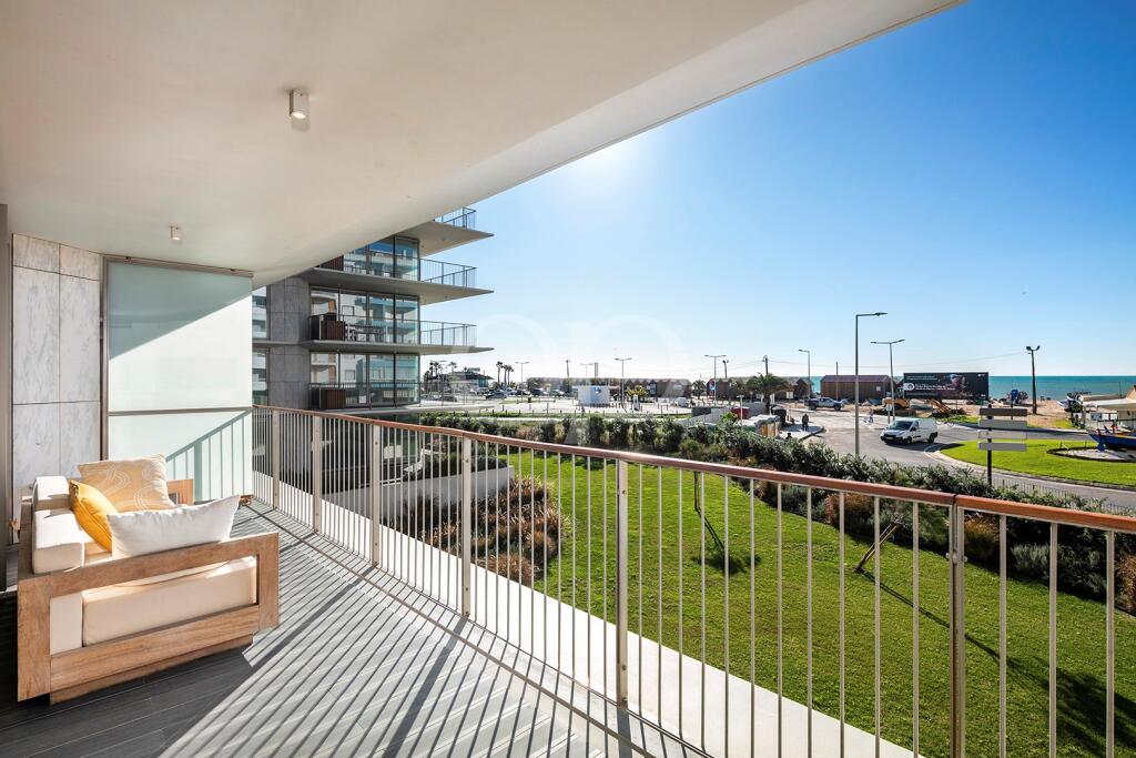 Main image of property: Algarve, Armação de Pera