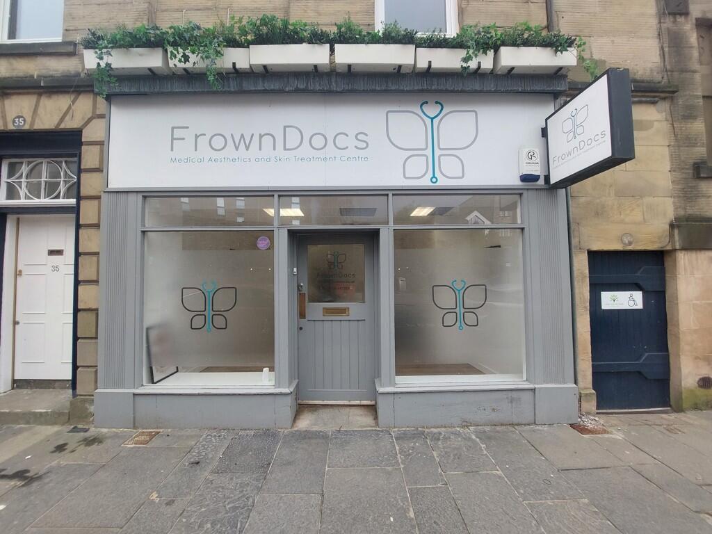 Main image of property: 37, Dumbarton Road, Stirling, FK8 2LQ