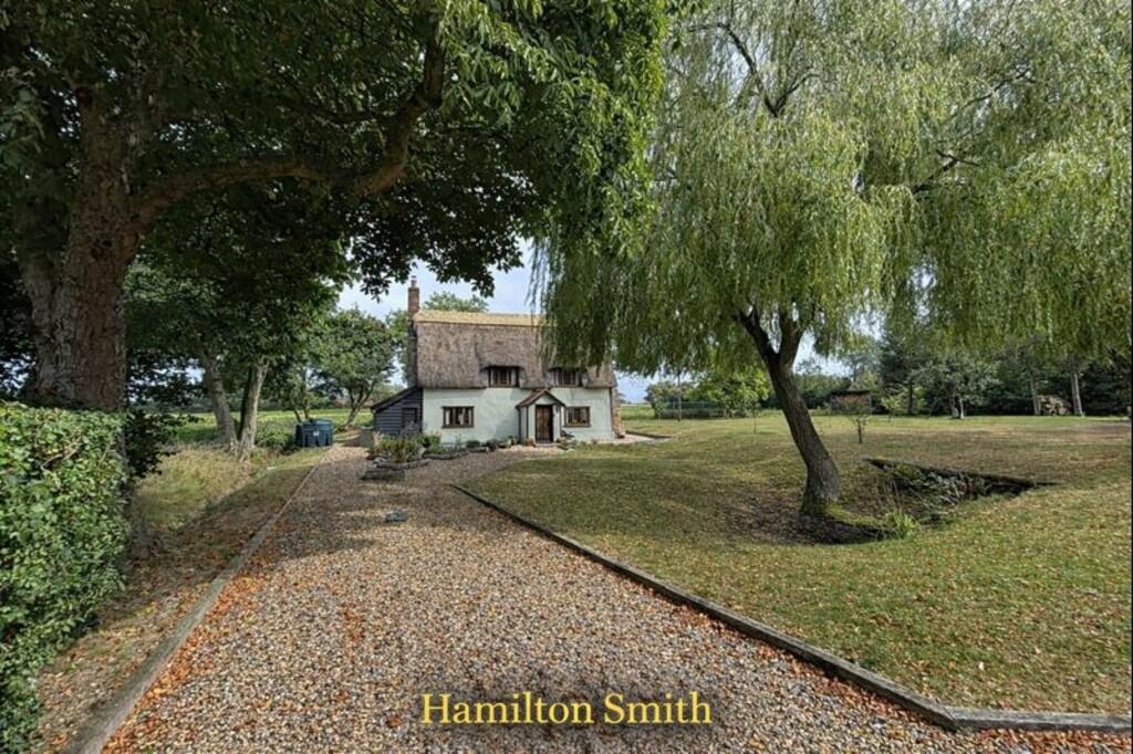 Main image of property: Middlewood Green