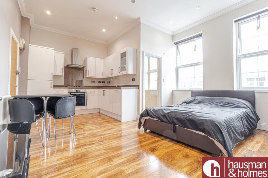 Main image of property: Temple Fortune Mansions, Finchley Road