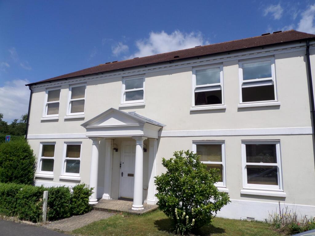 Main image of property: Meadow Lane, Hamble, Southampton, SO31