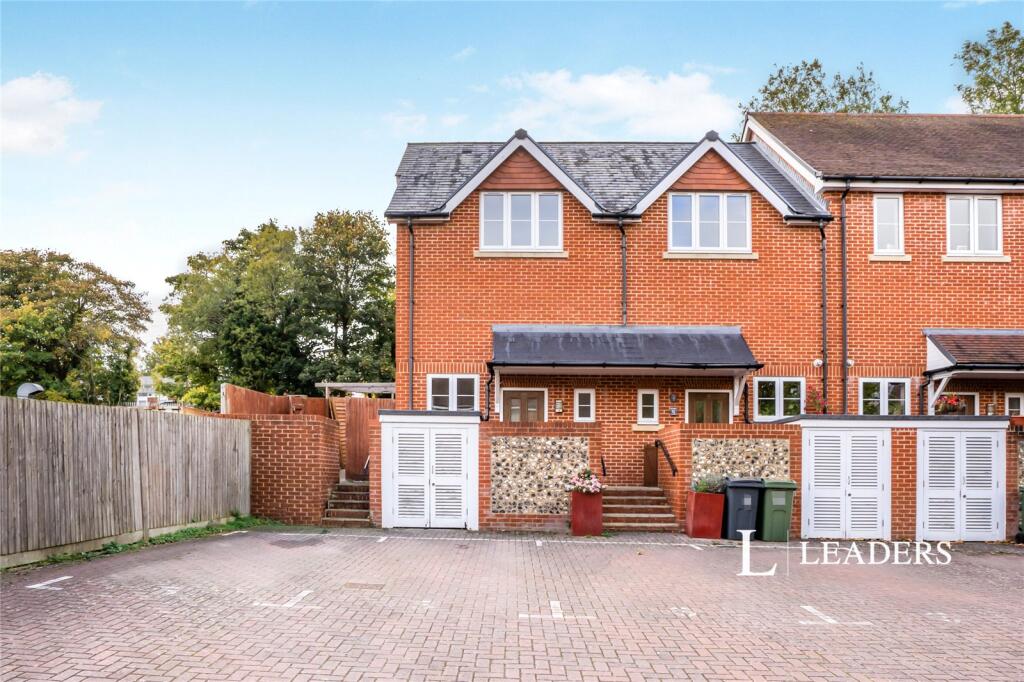 Main image of property: Barley Rise, Horndean, Waterlooville, PO8
