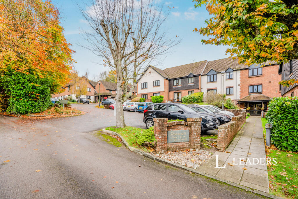 Main image of property: Rosecott, Havant Road, PO8