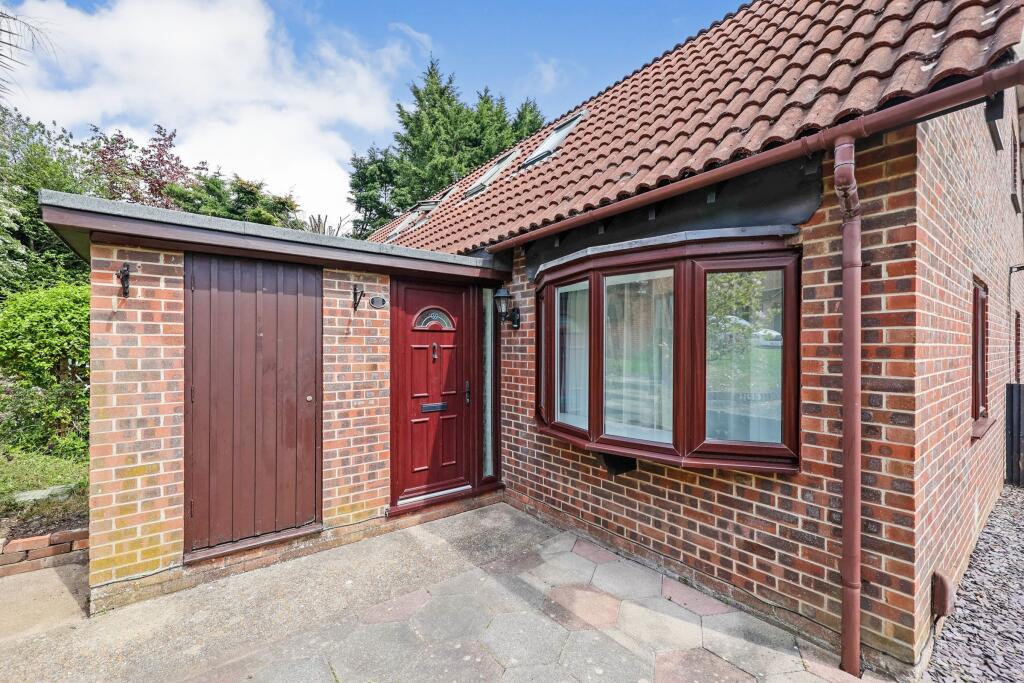 Main image of property: Lombardy Rise, Waterlooville, PO7