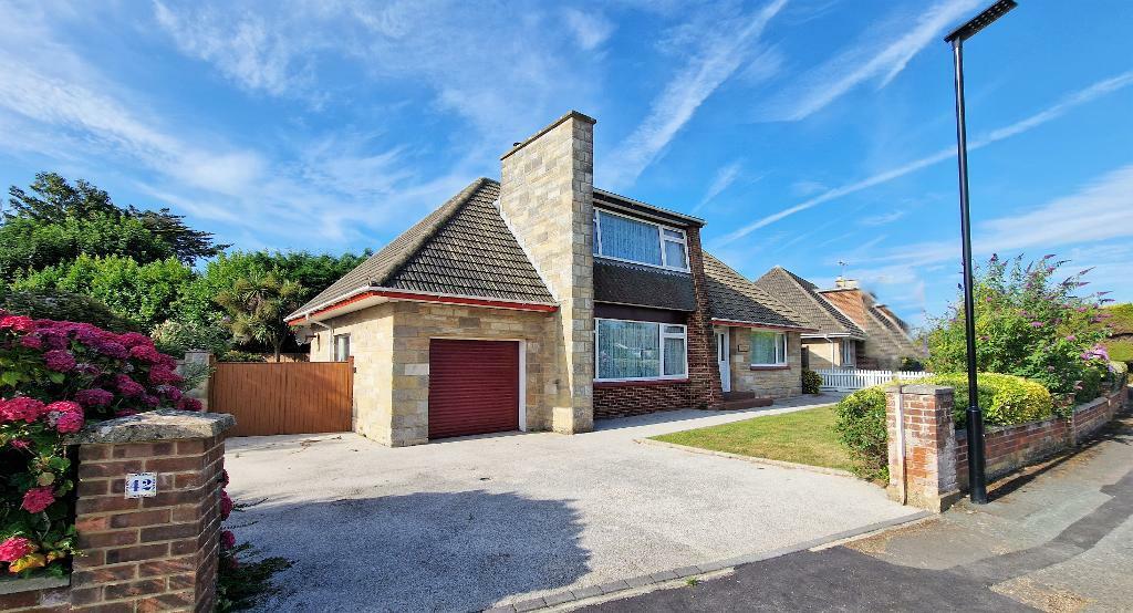 4 bedroom detached house for sale in Meadow Drive, Bembridge, Isle of