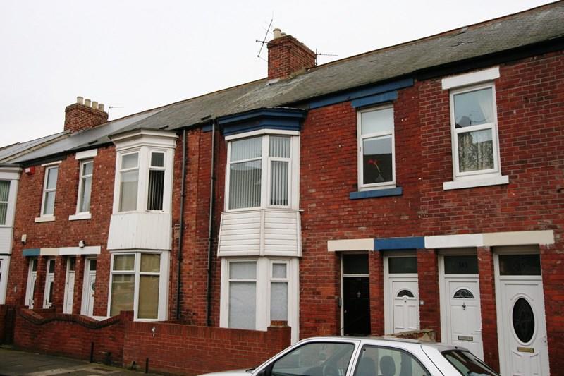 2 bedroom flat for sale in Julian Street, South Shields., NE33