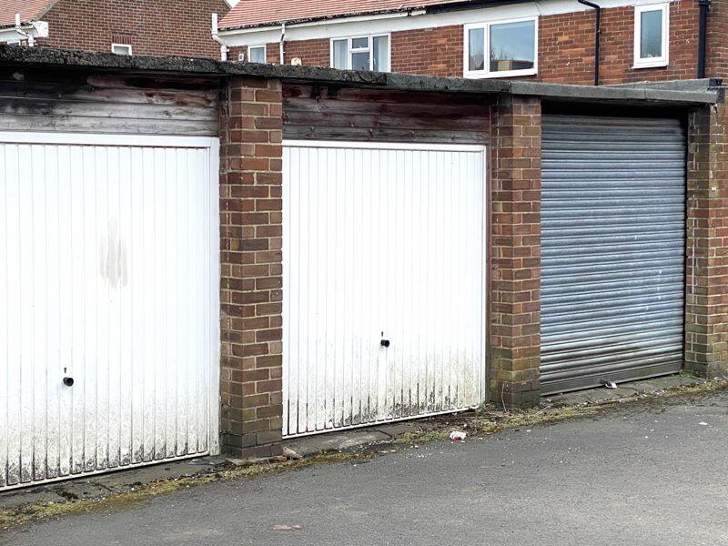 Garage for rent in Edgmond Court, Hollycarrside, Sunderland, SR2