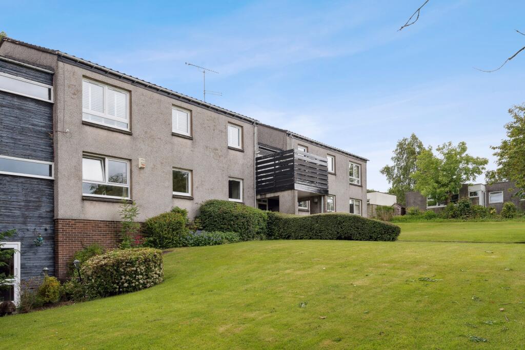 2 bedroom flat for sale in Woodlands Street, Flat 1, Milngavie, East