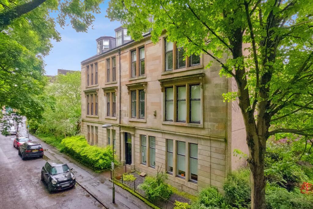 3 bedroom flat for sale in La Crosse Terrace, Flat 2/2, Kelvinbridge