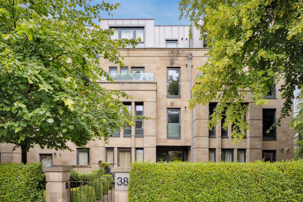2 bedroom flat for sale in Hughenden Road, Flat 3/1, Hyndland, Glasgow