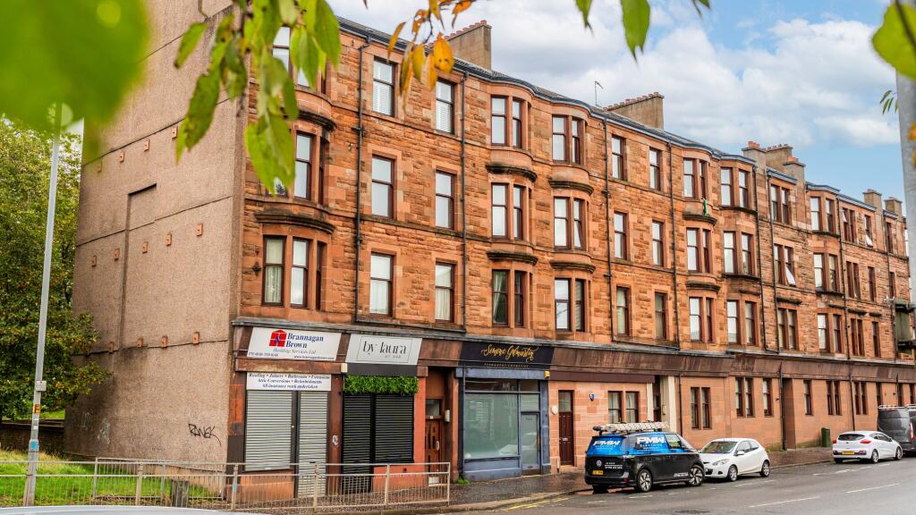 Main image of property: Dumbarton Road, Flat 2/1, Whiteinch, Glasgow, G14 9UQ