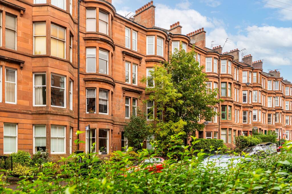 Main image of property: Lyndhurst Gardens, Flat 2/1, North Kelvinside, Glasgow, G20 6QX