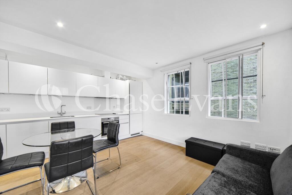 Studio flat for sale in Avon Court, Royal Quay, Limehouse E14