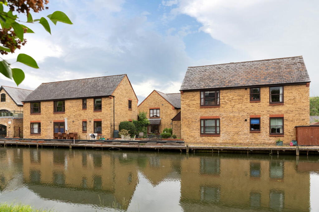 Main image of property: Bridge Street, Berkhamsted, Hertfordshire HP4
