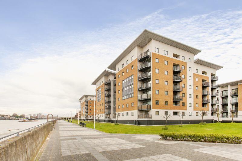 2 bedroom apartment for rent in Sheerness Mews, London, E16