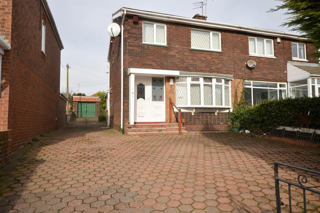 Main image of property: Farrington Avenue, Farringdon