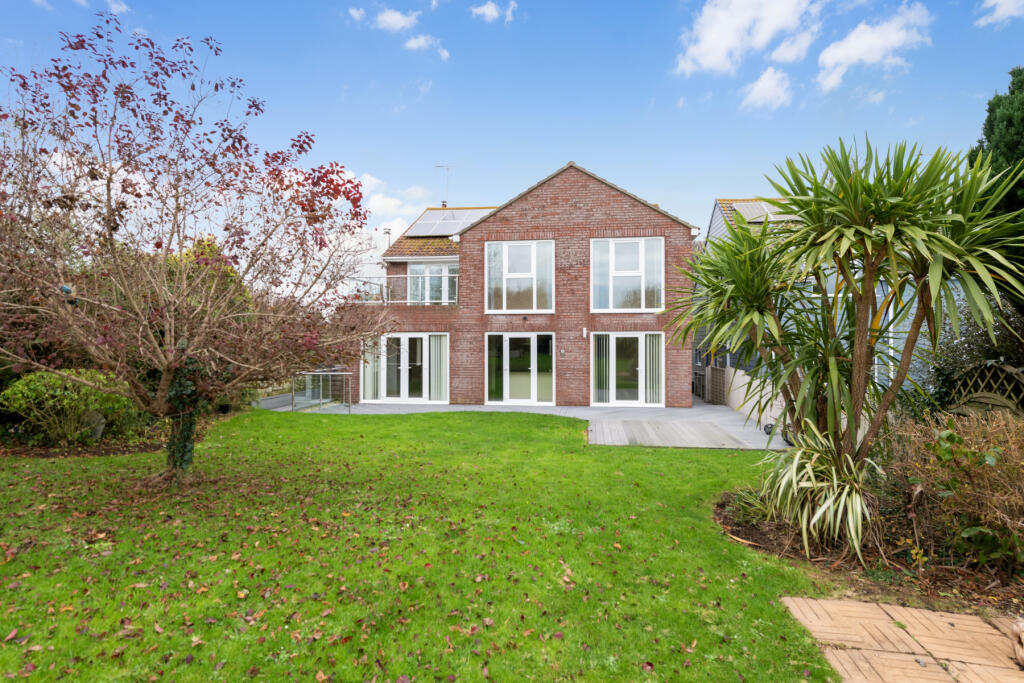 5 bedroom detached house for sale in Osmington, Weymouth, Dorset, DT3