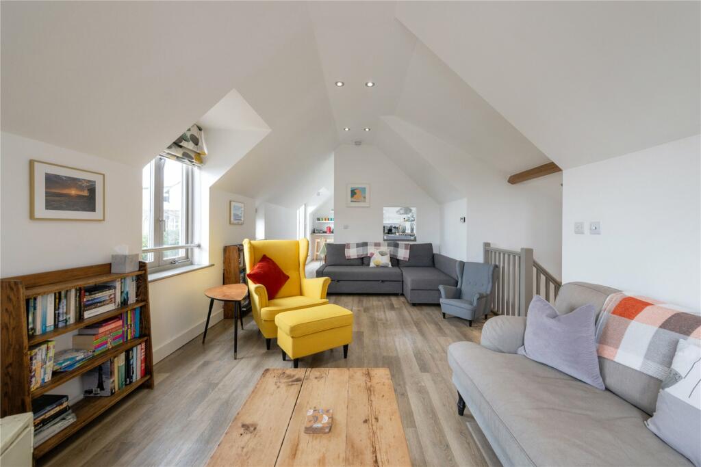 2 bedroom detached house for sale in Wyke Regis, Dorset, DT4