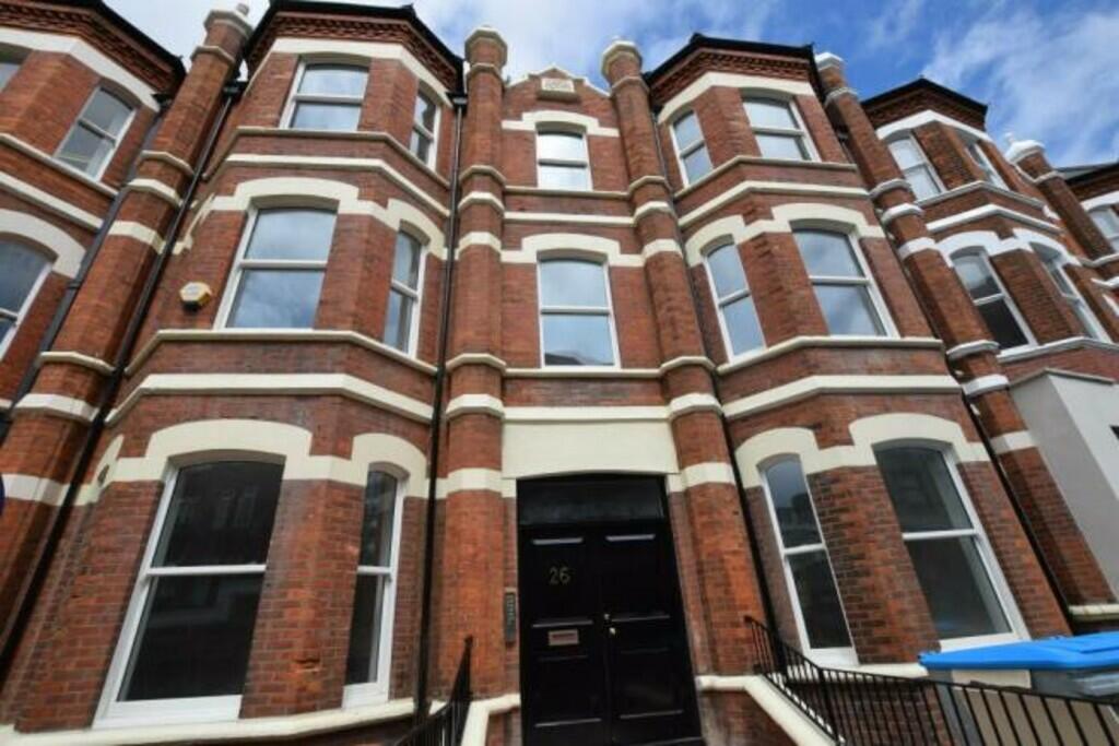 Studio flat for rent in St. Peters Road, Bournemouth, BH1
