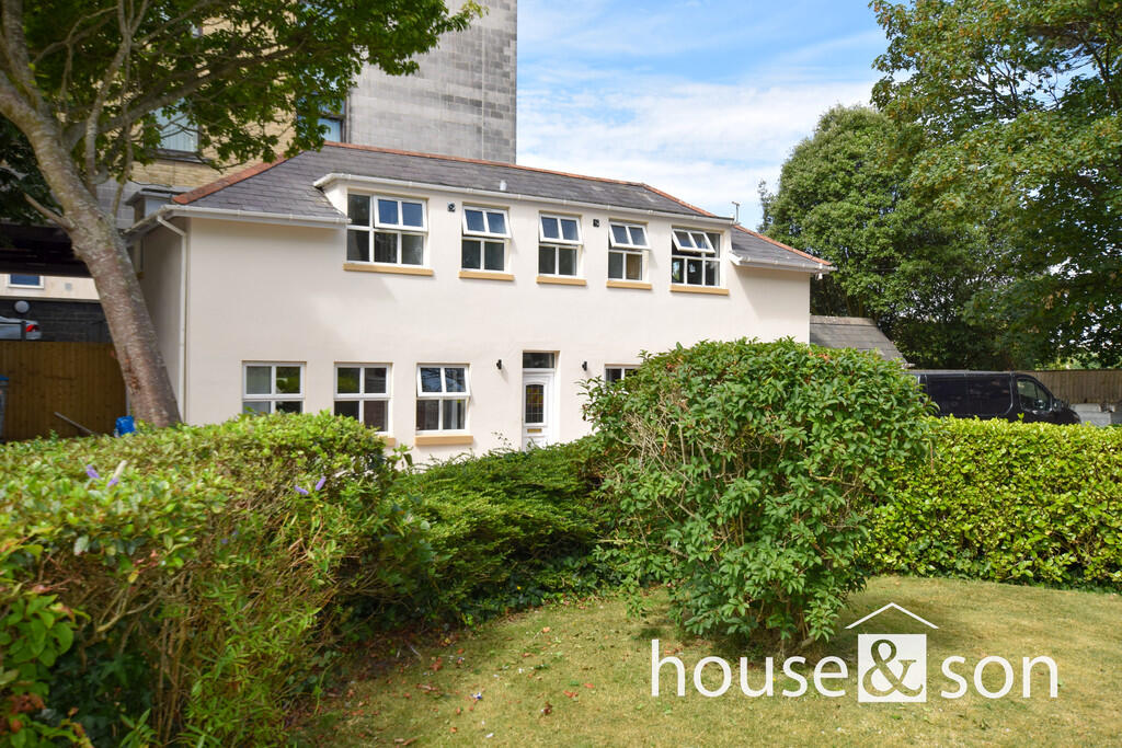 Main image of property: The Cottage, Pine Grange, Bath Road, East Cliff, Bournemouth, BH1